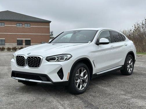 2025 BMW X4 xDrive30i