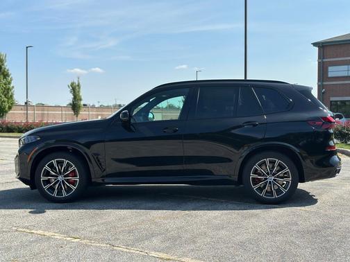 2026 BMW X5 M60i