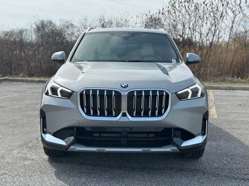 Space Silver 2026 BMW X1 xDrive28i