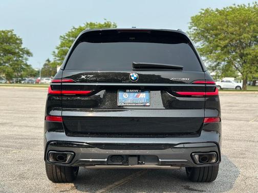 2026 BMW X7 xDrive40i