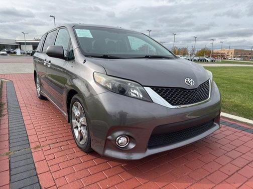 2013 Toyota Sienna SE