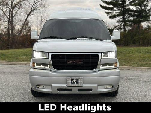 2023 GMC Savana 2500 Work Van