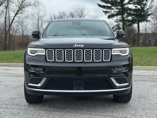 2018 Jeep Grand Cherokee Summit