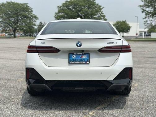 2024 BMW i5 eDrive40