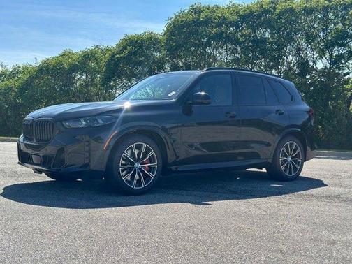 Black Sapphire Metallic 2026 BMW X5 PHEV xDrive50e