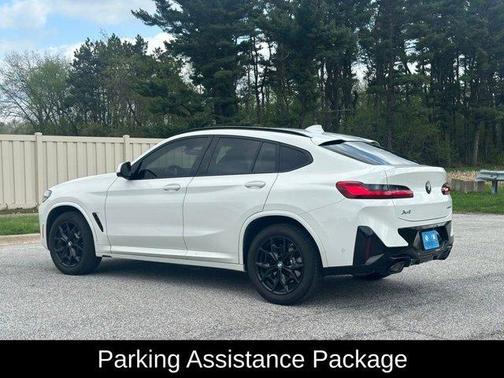 2023 BMW X4 xDrive30i