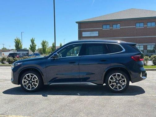 Night 2026 BMW X1 xDrive28i