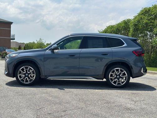 Storm Bay Metallic 2026 BMW X1 xDrive28i