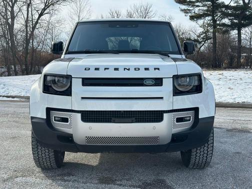 2022 Land Rover Defender 110 S