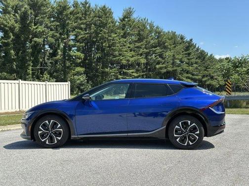 2024 Kia EV6 Wind