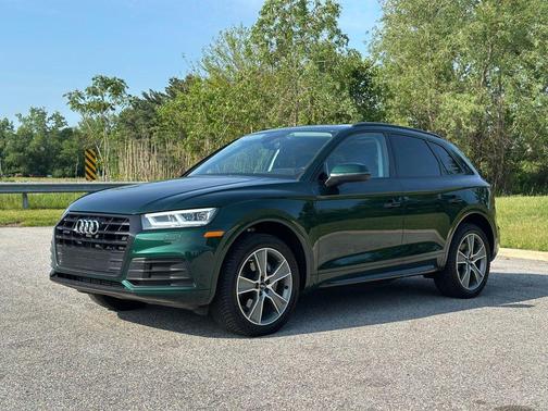 Azores Green Metallic 2019 Audi Q5 2.0T Premium Plus