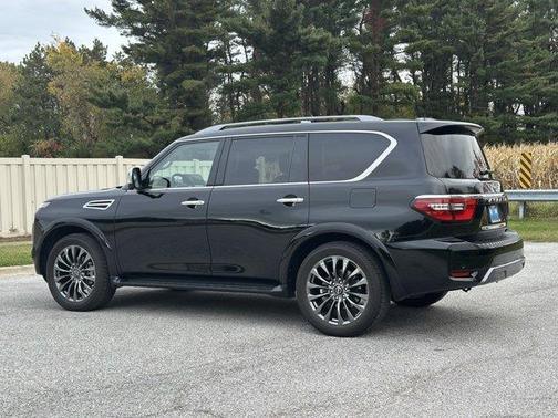 2023 Nissan Armada Platinum