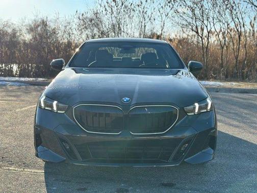 2026 BMW 530 i xDrive