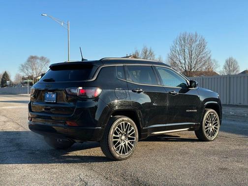 2022 Jeep Compass Altitude