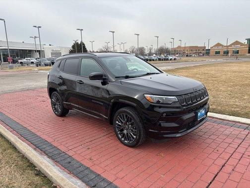 2022 Jeep Compass Altitude