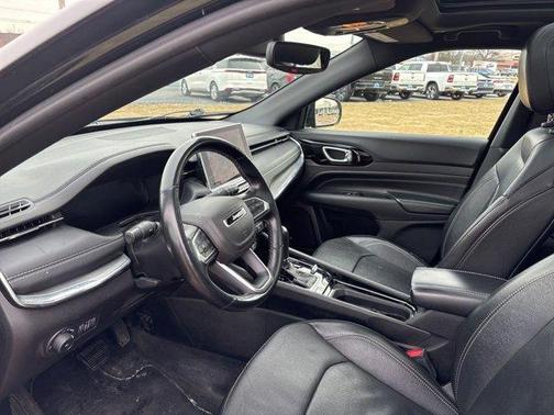 2022 Jeep Compass Altitude