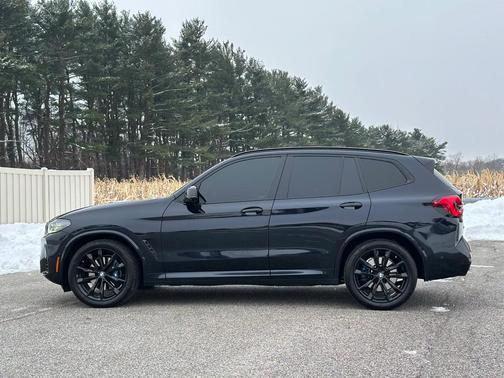 2022 BMW X3 M40i