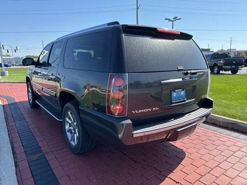 2008 GMC Yukon XL 1500 Denali
