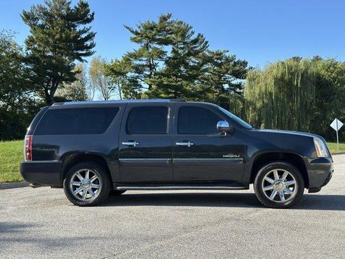 2008 GMC Yukon XL 1500 Denali
