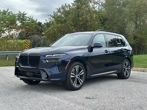 2023 BMW X7 xDrive40i