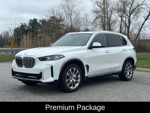 Alpine White 2024 BMW X5 xDrive40i