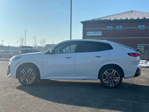 2026 BMW X2 xDrive28i