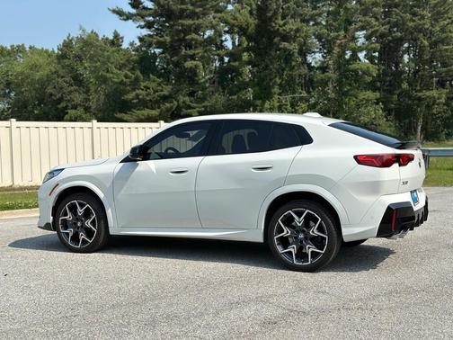 2024 BMW X2 M35i