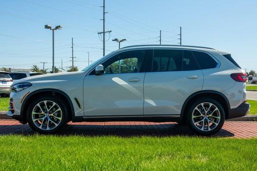 Alpine White 2022 BMW X5 xDrive40i