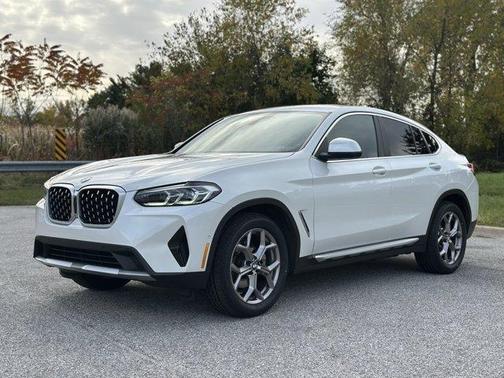 2022 BMW X4 xDrive30i