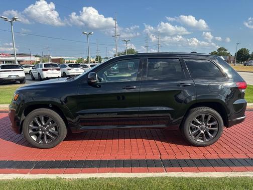 2019 Jeep Grand Cherokee Altitude