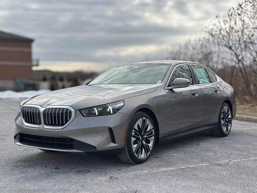 2025 BMW 530 i xDrive