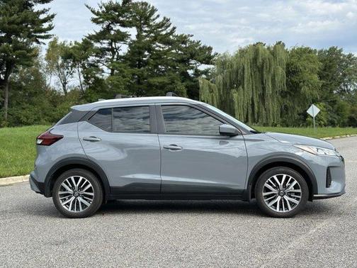 2021 Nissan Kicks SV