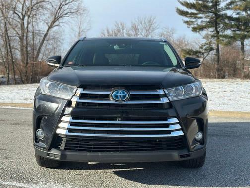 2017 Toyota Highlander Hybrid Limited Platinum