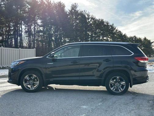 2017 Toyota Highlander Hybrid 