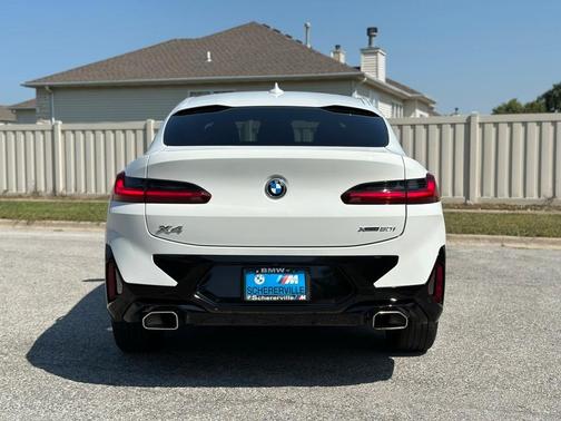 2023 BMW X4 xDrive30i