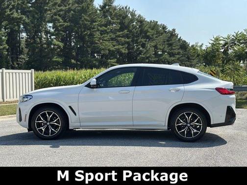 2023 BMW X4 xDrive30i