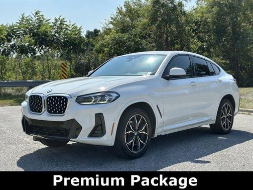 2023 BMW X4 xDrive30i