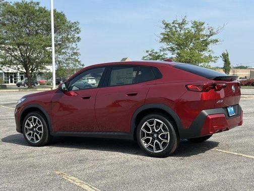 2025 BMW X2 xDrive28i