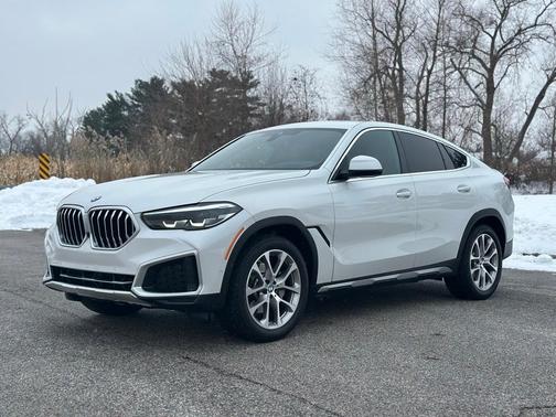 2023 BMW X6 xDrive40i