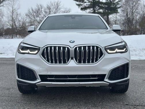 2023 BMW X6 xDrive40i