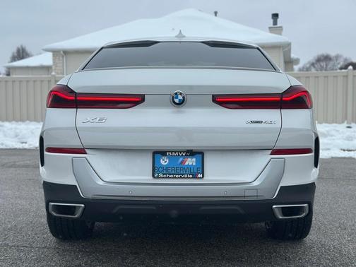 2023 BMW X6 xDrive40i