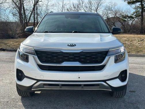 2021 Kia Seltos S