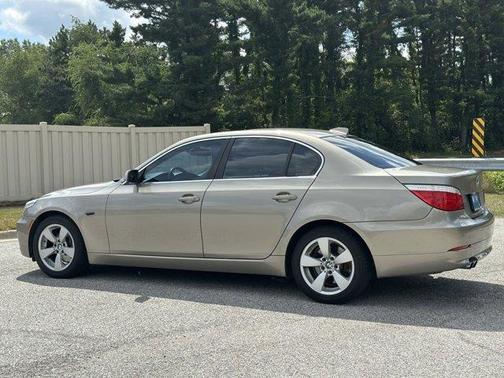2008 BMW 528 i