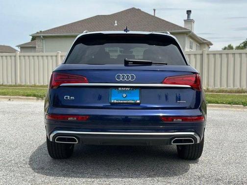 Navarra Blue Metallic 2022 Audi Q5 45 S line quattro Premium
