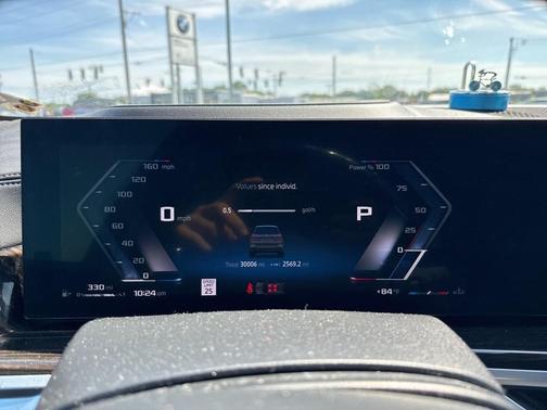 2024 BMW X7 M60i