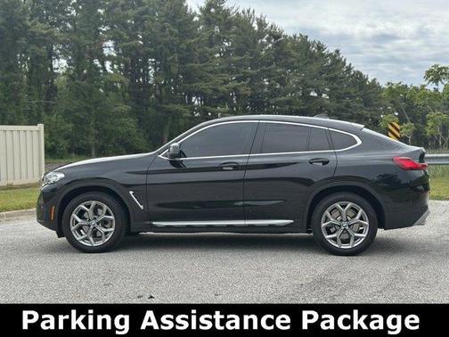 2023 BMW X4 xDrive30i