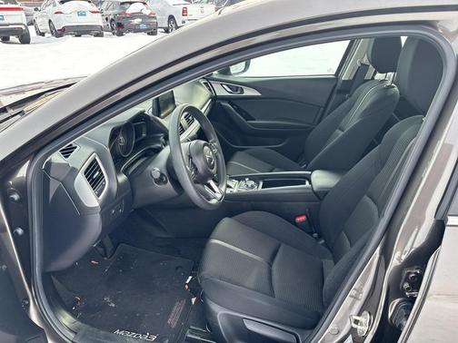 2017 Mazda Mazda3 Sport