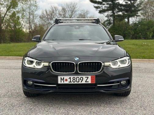 Black Sapphire Metallic 2016 BMW 328 i xDrive SULEV