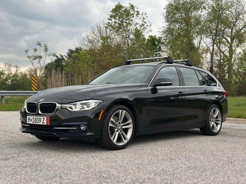 Black Sapphire Metallic 2016 BMW 328 i xDrive SULEV