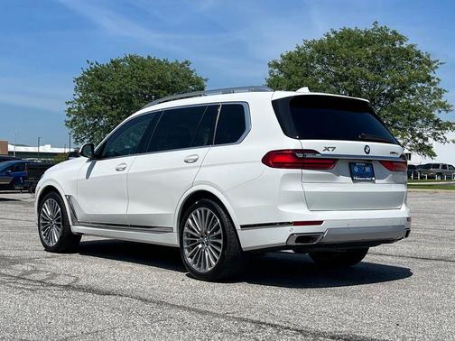 Alpine White 2021 BMW X7 xDrive40i